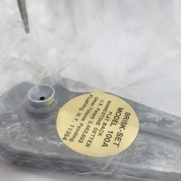 Vintage Brisk-Set Model 100A Metal Flatback Rhinestone Setter - Picture 3 of 3